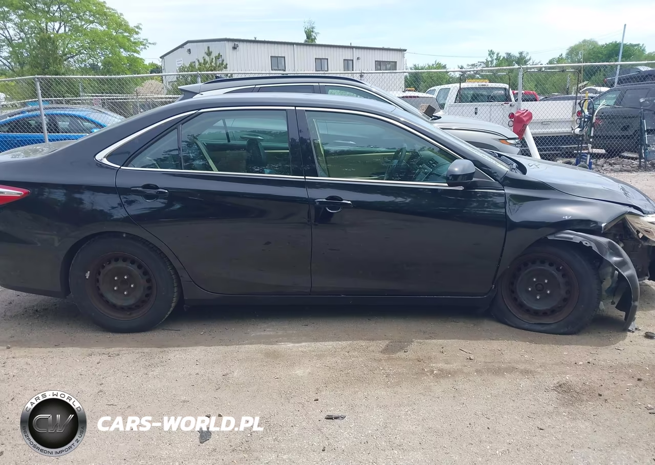2017 Toyota Camry Le VIN:4T1BF1FK9HU278479 - 13