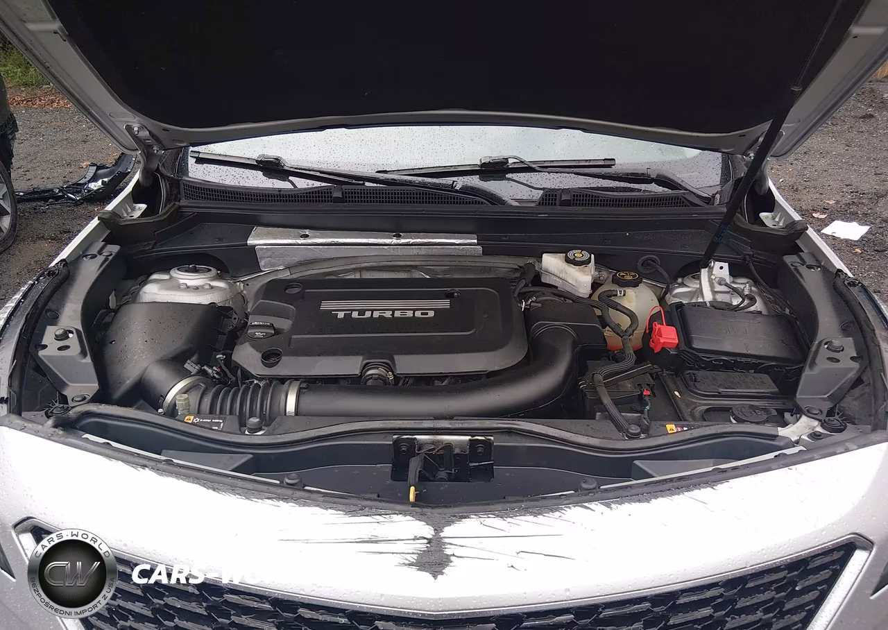 2019 Cadillac Xt4 Luxury VIN:1GYAZAR40KF150710 - 10