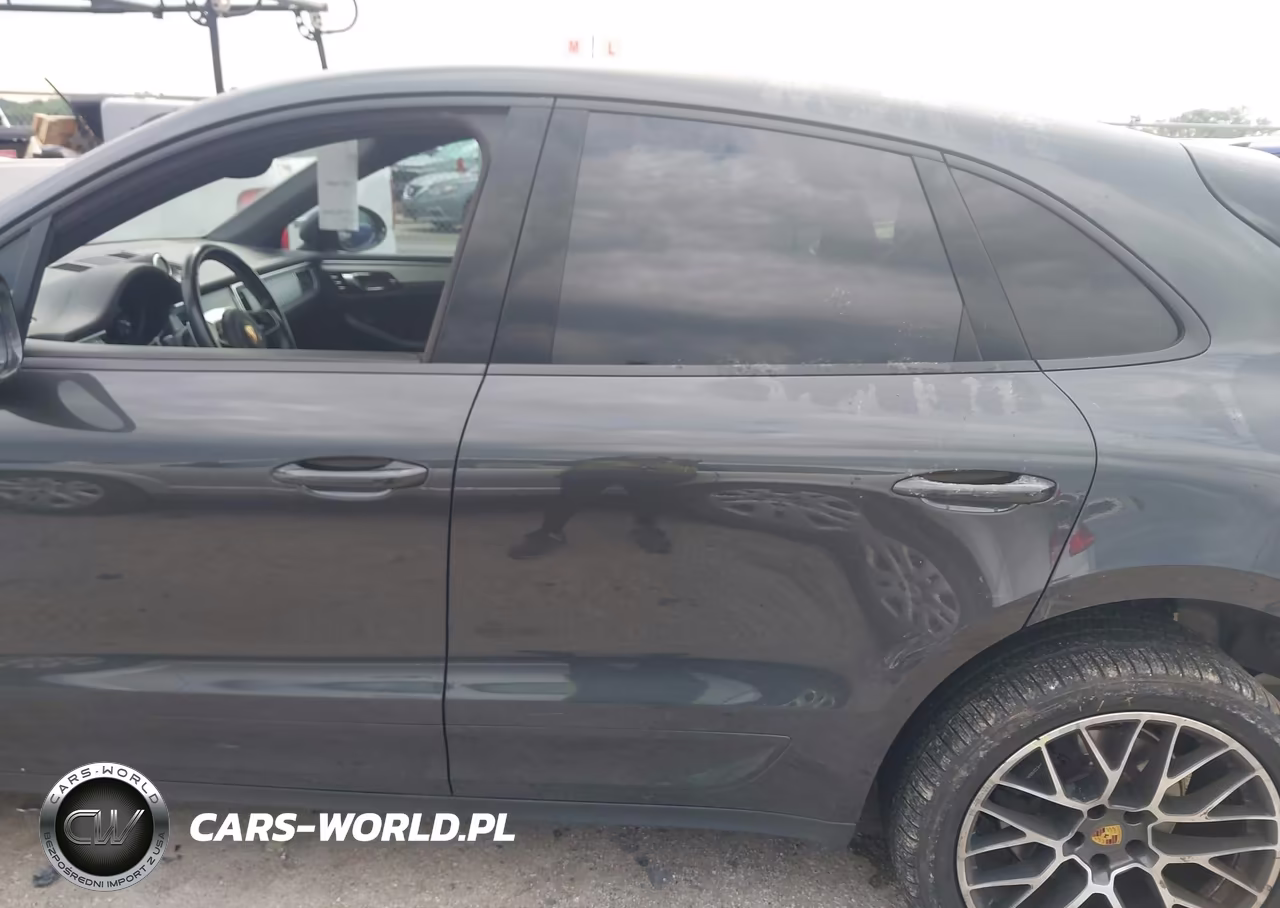 2018 Porsche Macan VIN:WP1AA2A57JLB07312 - 15