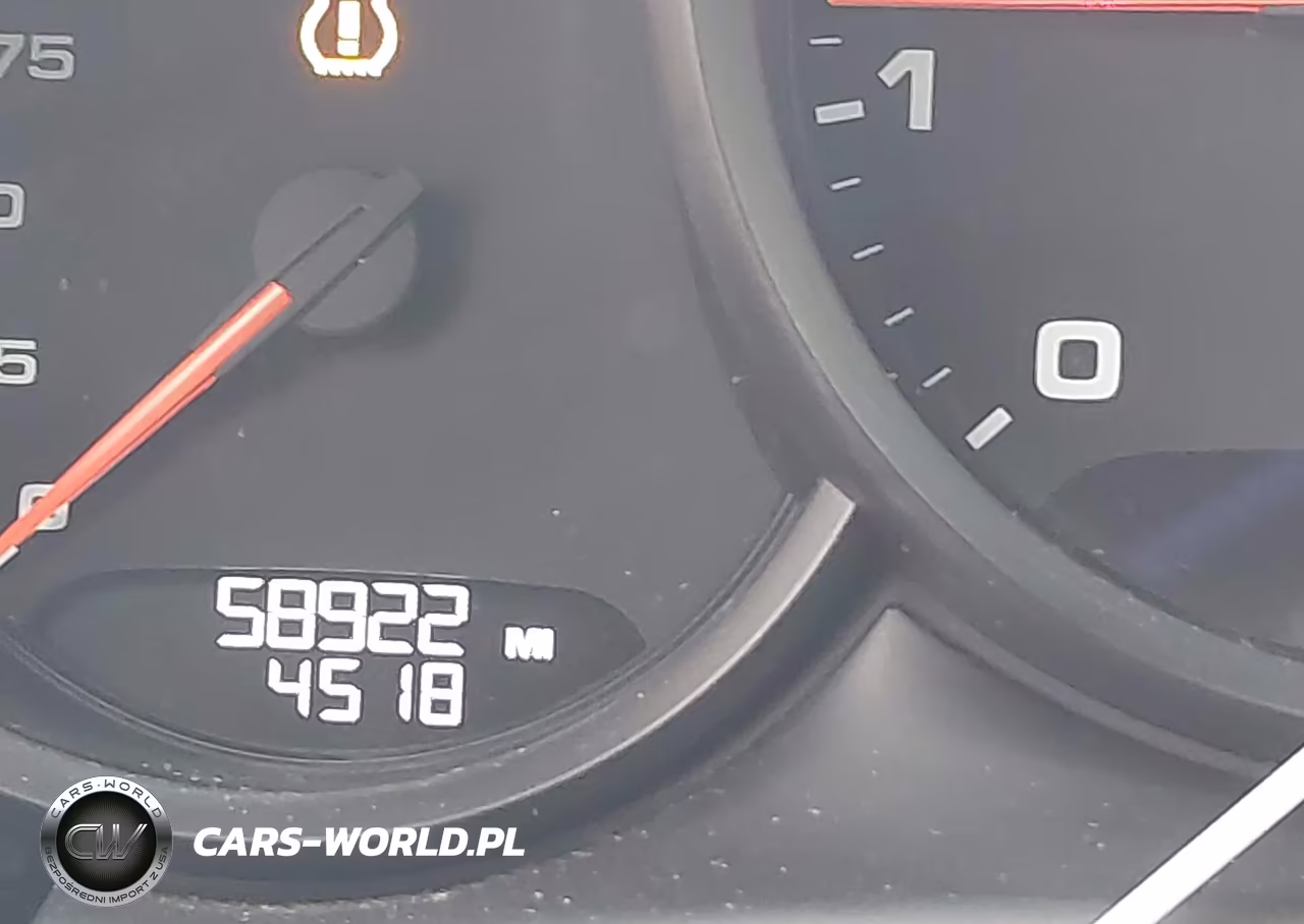 2018 Porsche Macan VIN:WP1AA2A57JLB07312 - 16
