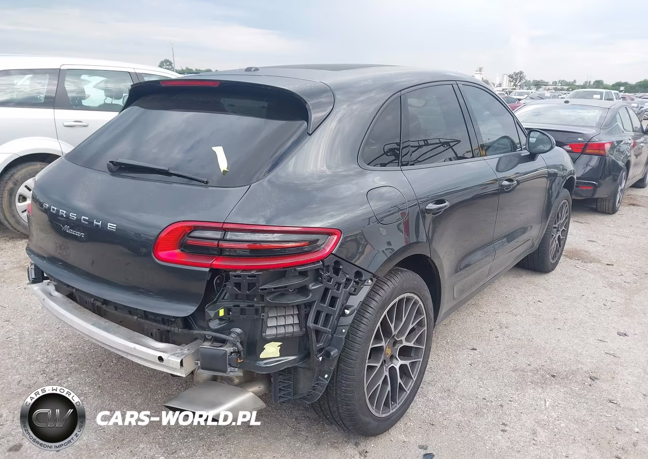 2018 Porsche Macan VIN:WP1AA2A57JLB07312 - 4