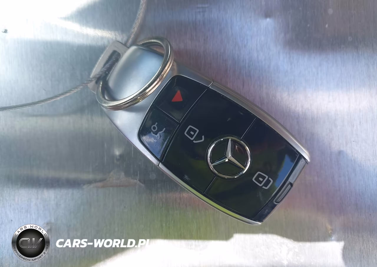 2017 Mercedes-Benz E 300 VIN:WDDZF4JB4HA092707 - 11