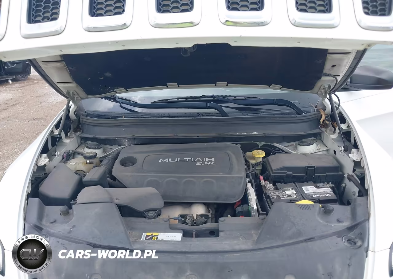 2014 Jeep Cherokee Sport VIN:1C4PJLAB2EW194144 - 10