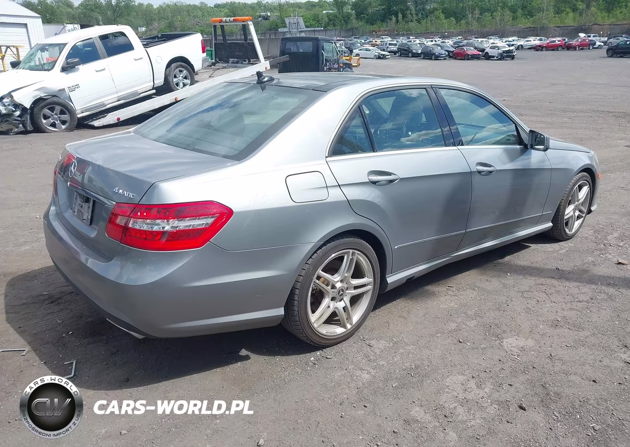 2011 Mercedes-Benz E 550 4Matic VIN:WDDHF9AB5BA442720 - 4