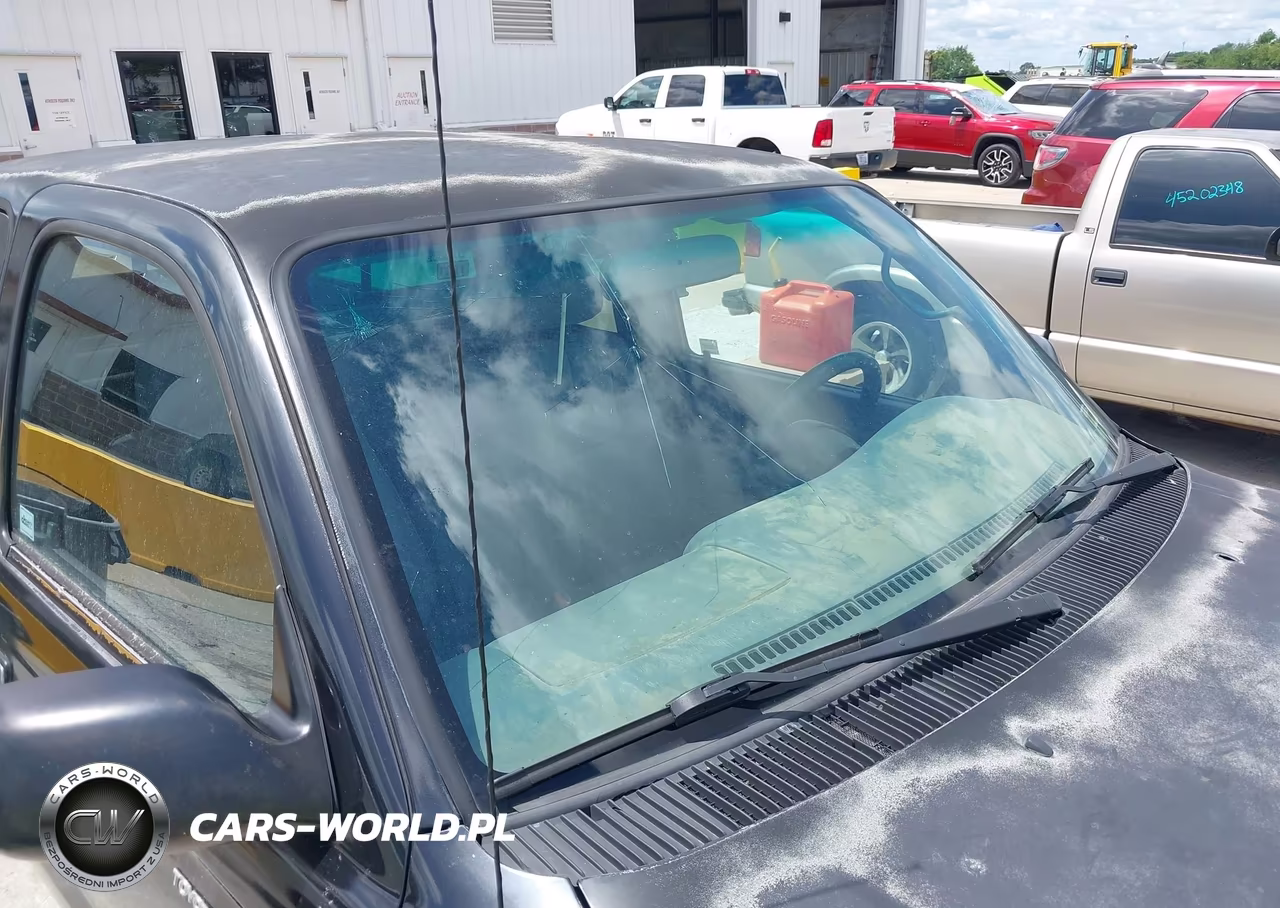 2000 Toyota Tacoma VIN:4TAWM72N2YZ665260 - 13