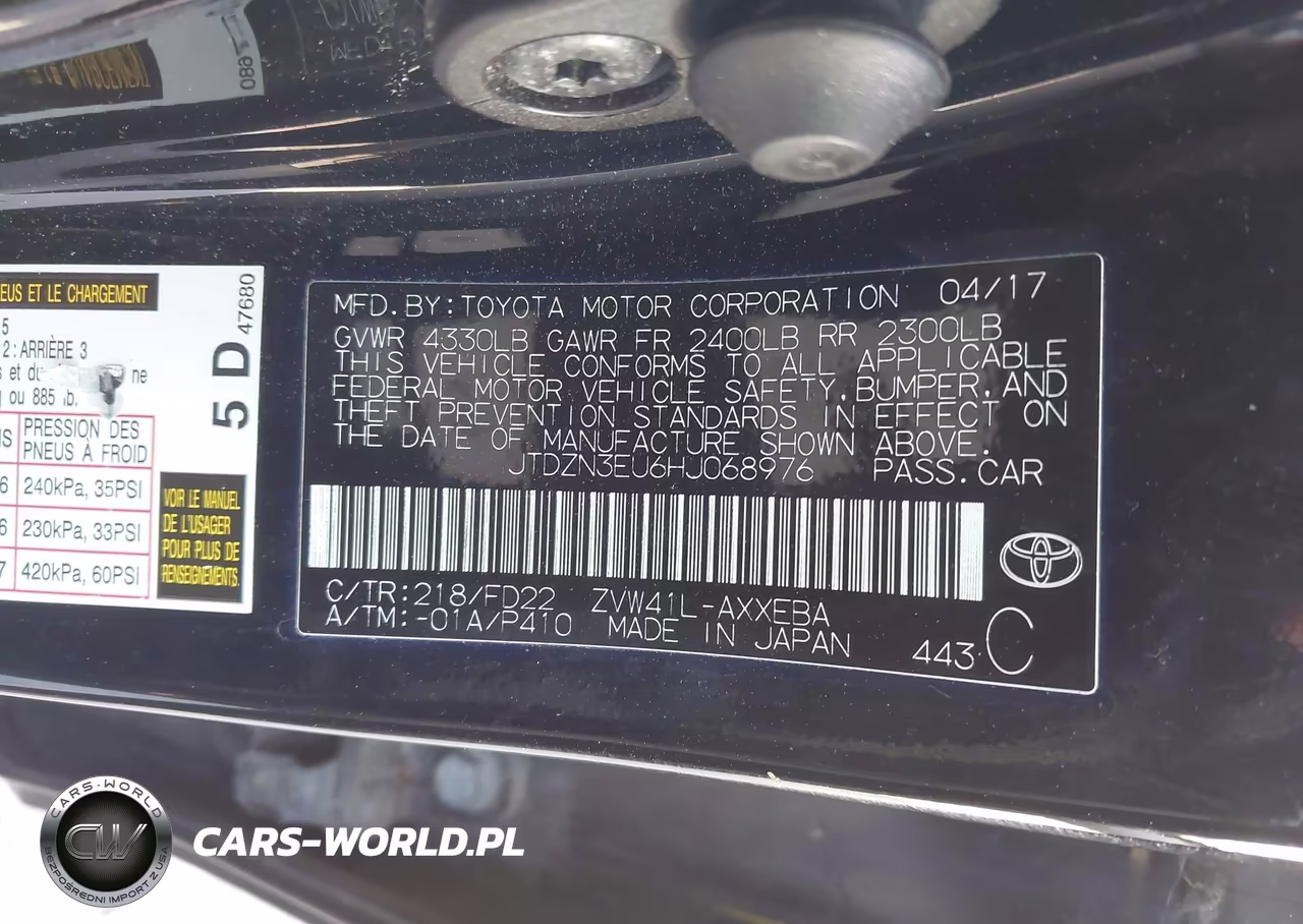 2017 Toyota Prius V Three VIN:JTDZN3EU6HJ068976 - 9