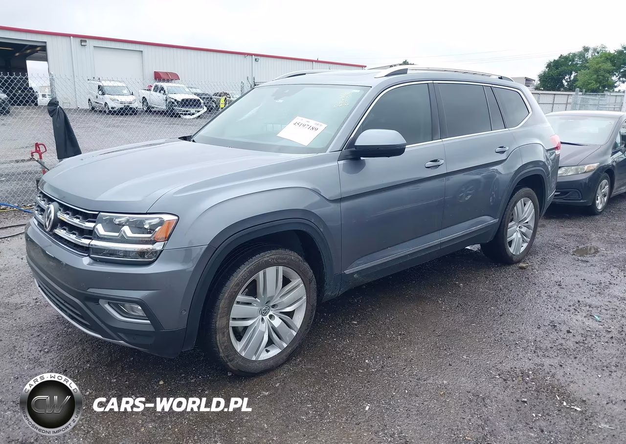 2018 Volkswagen Atlas 3.6L V6 Sel Premium VIN:1V2NR2CA2JC561889 - 2