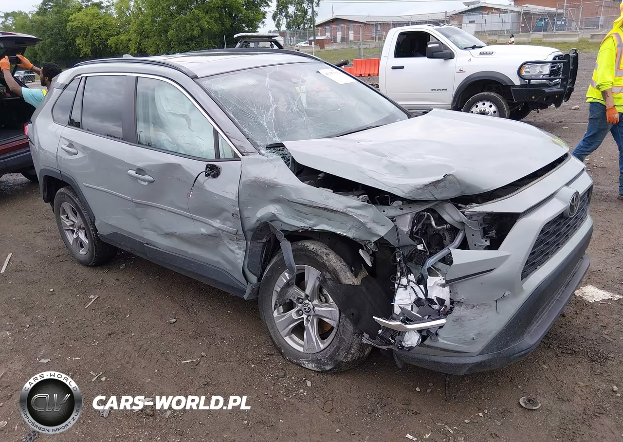 2023 Toyota Rav4 Xle – zdjęcie 1 z 17