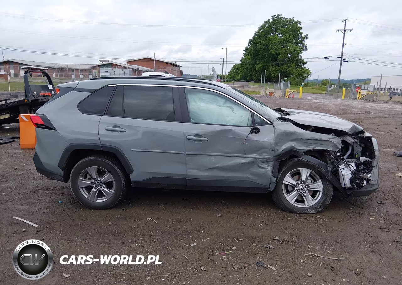2023 Toyota Rav4 Xle VIN:2T3W1RFV2PW239909 - 14