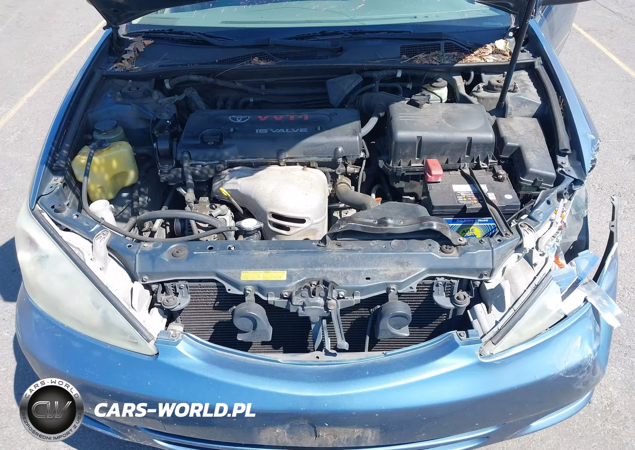 2003 Toyota Camry Le VIN:JTDBE32K630163587 - 10