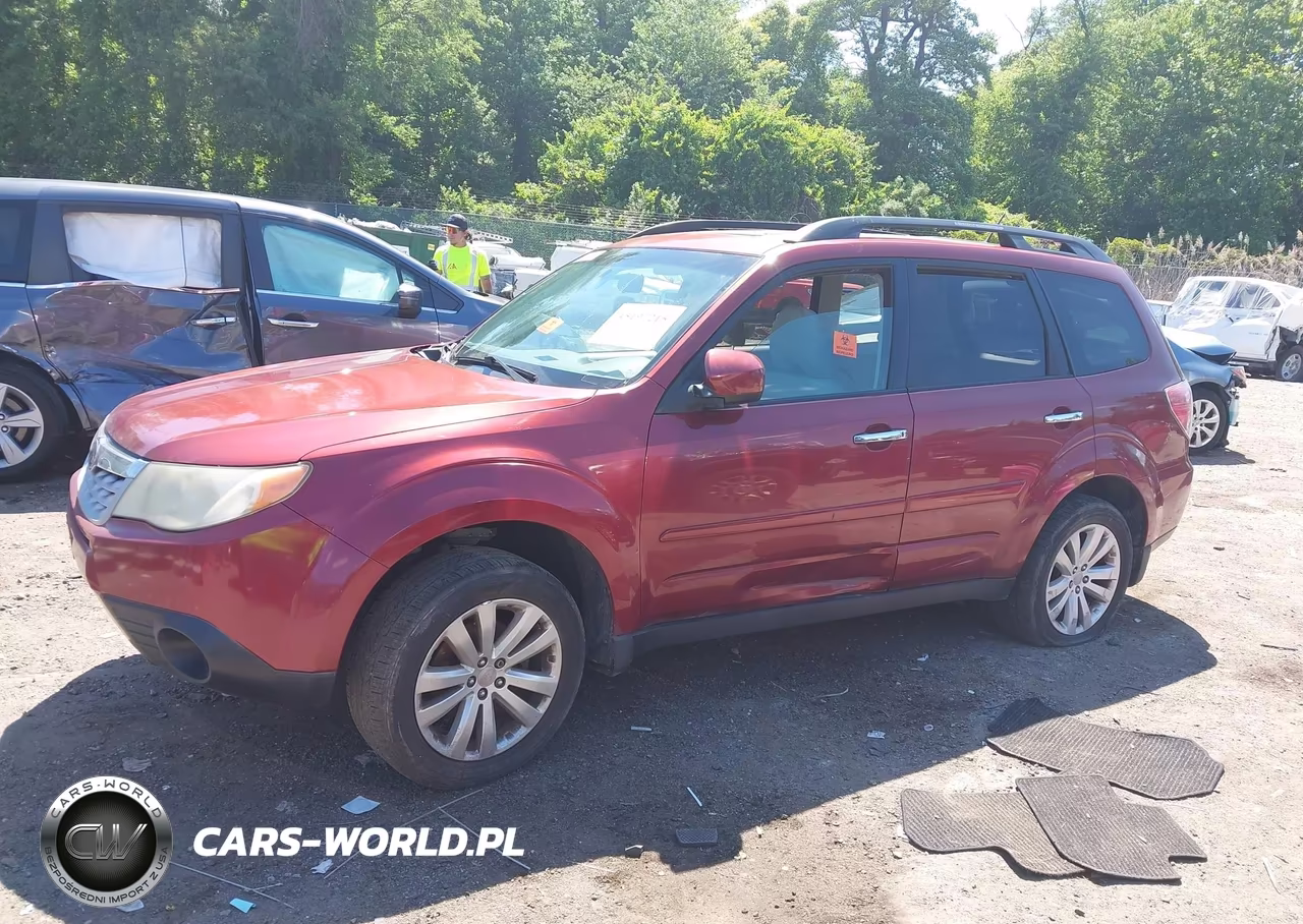 2011 Subaru Forester 2.5X Premium VIN:JF2SHADC2BH732521 - 13
