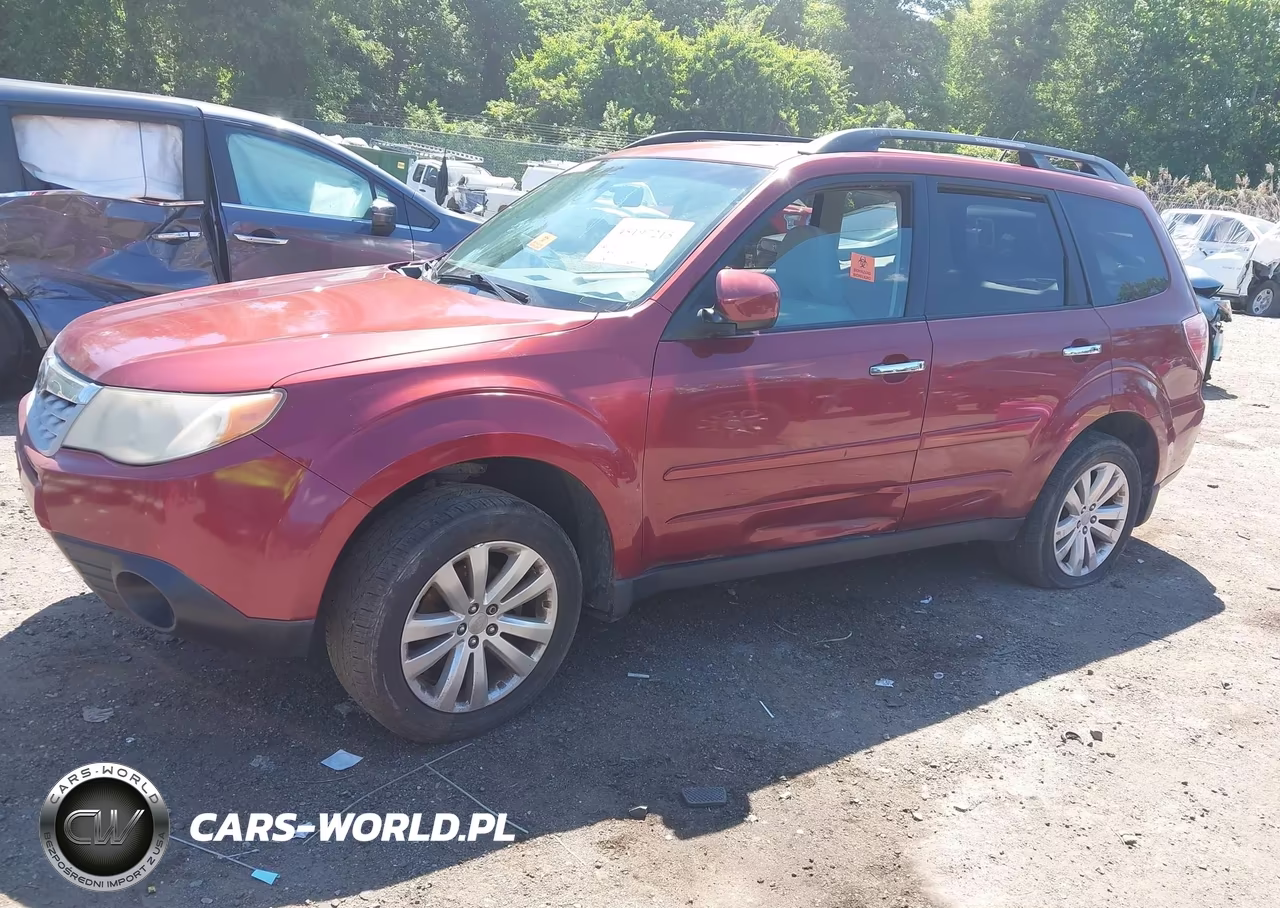2011 Subaru Forester 2.5X Premium VIN:JF2SHADC2BH732521 - 6