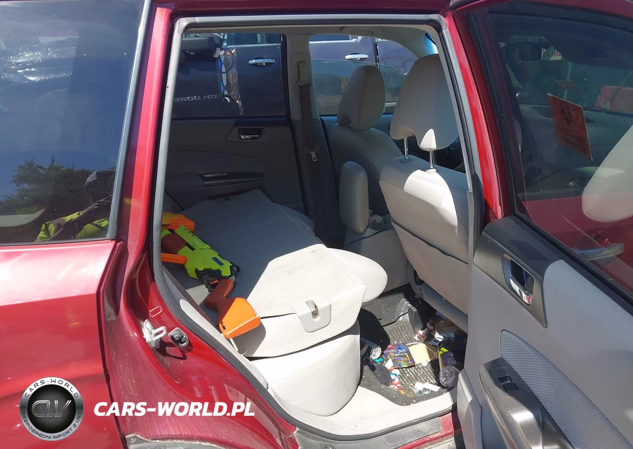 2011 Subaru Forester 2.5X Premium VIN:JF2SHADC2BH732521 - 8