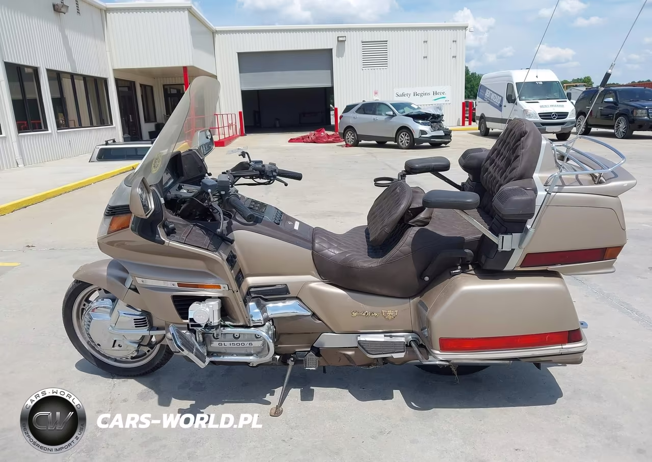 1988 HONDA GL1500 VIN:1HFSC220XJA010111 - 13