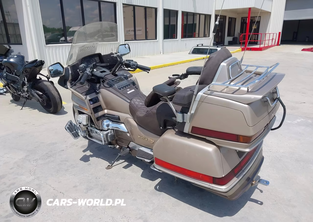 1988 HONDA GL1500 VIN:1HFSC220XJA010111 - 3