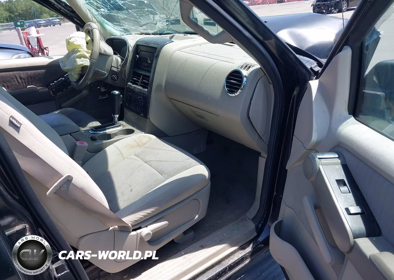 2007 Ford Explorer Xlt VIN:1FMEU73E07UB72361 - 5