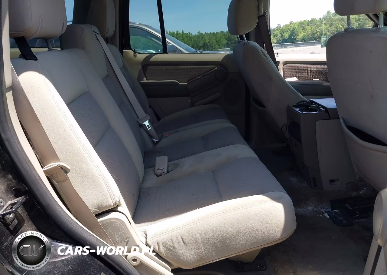 2007 Ford Explorer Xlt VIN:1FMEU73E07UB72361 - 8