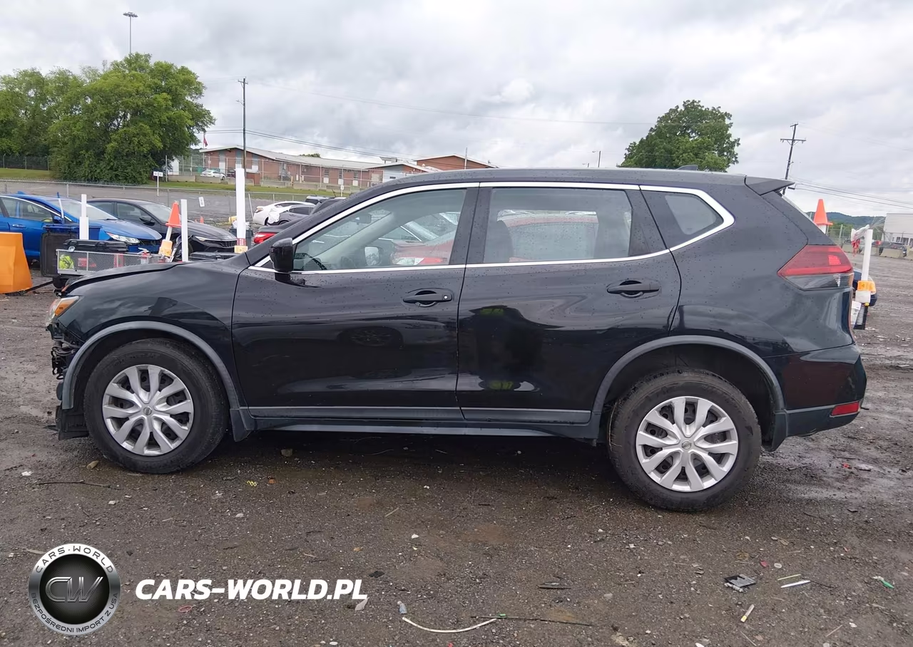 2018 Nissan Rogue S VIN:KNMAT2MT2JP520723 - 15