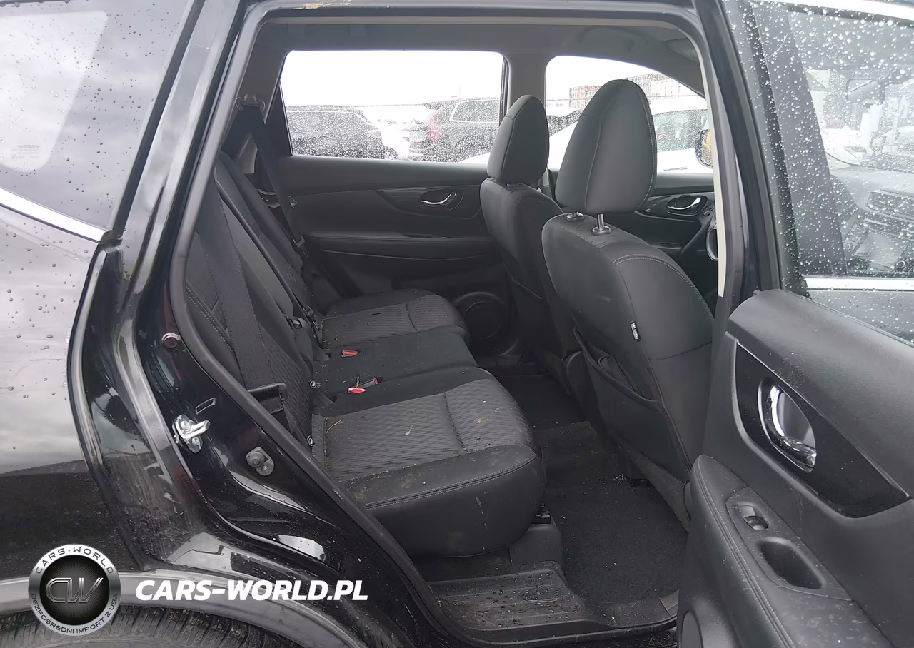 2018 Nissan Rogue S VIN:KNMAT2MT2JP520723 - 8