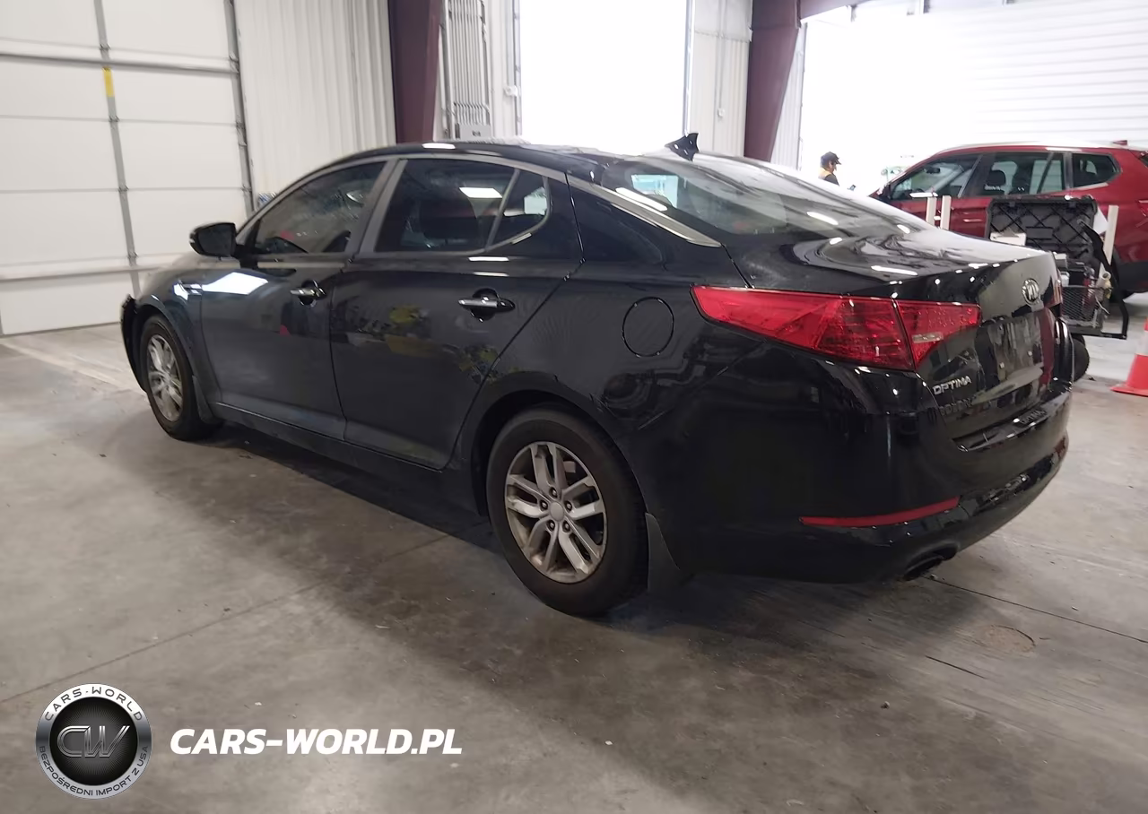2013 Kia Optima Lx VIN:5XXGM4A70DG155707 - 3