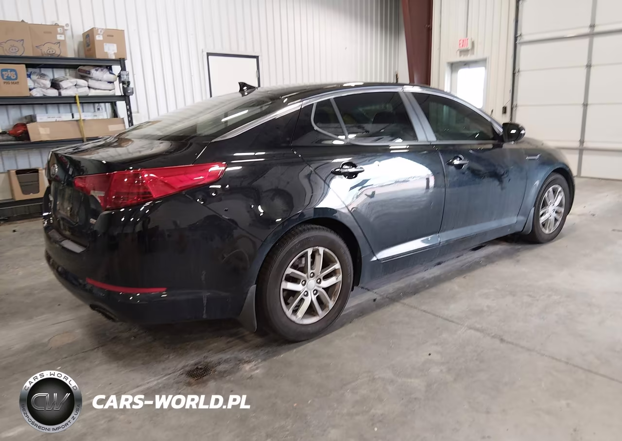 2013 Kia Optima Lx VIN:5XXGM4A70DG155707 - 4