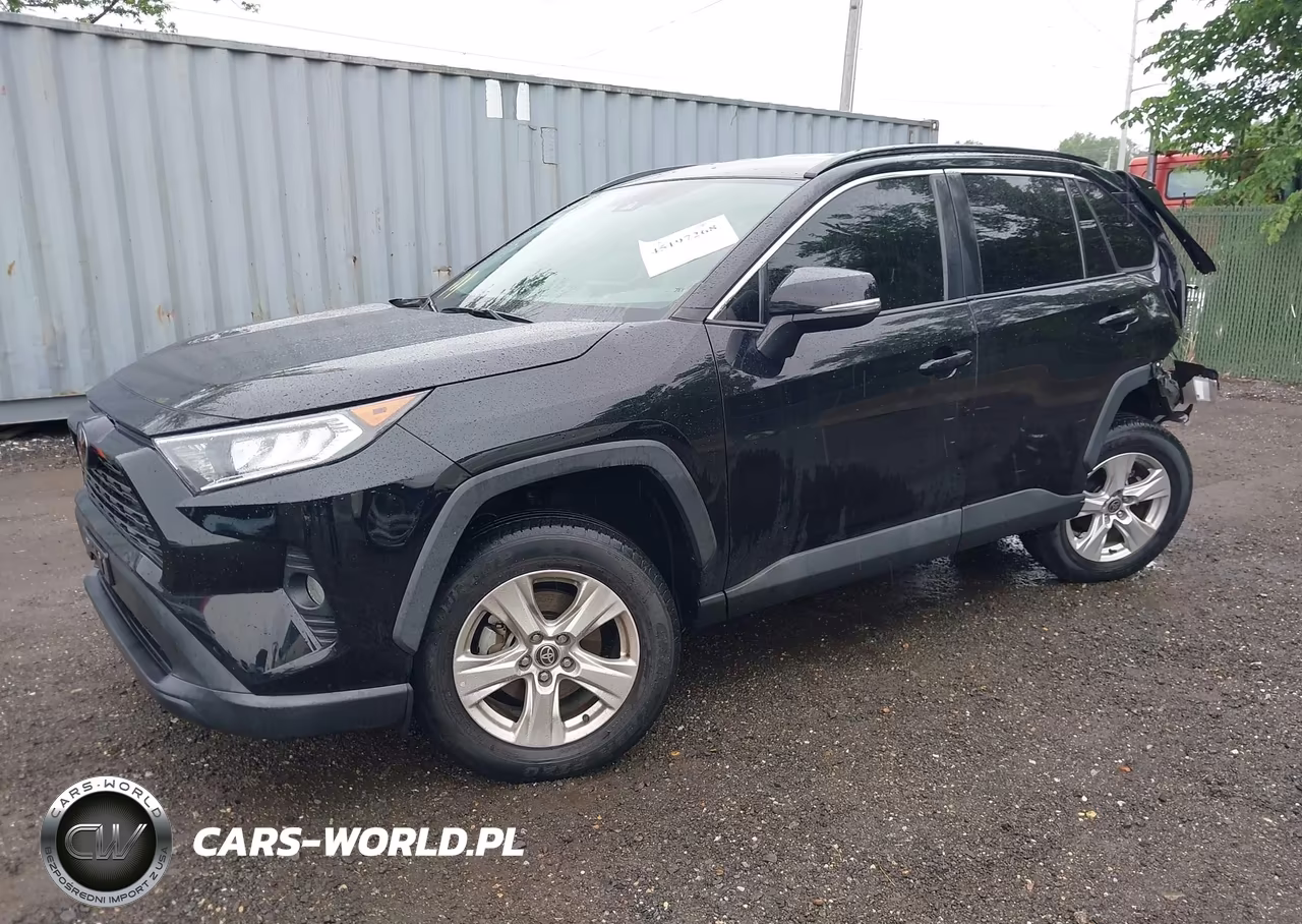 2021 Toyota Rav4 Xle VIN:2T3P1RFV1MC245718 - 2