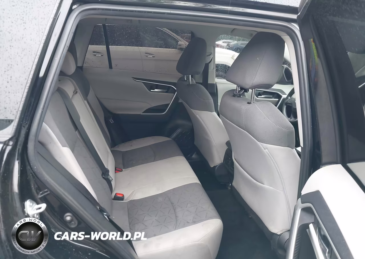 2021 Toyota Rav4 Xle VIN:2T3P1RFV1MC245718 - 8