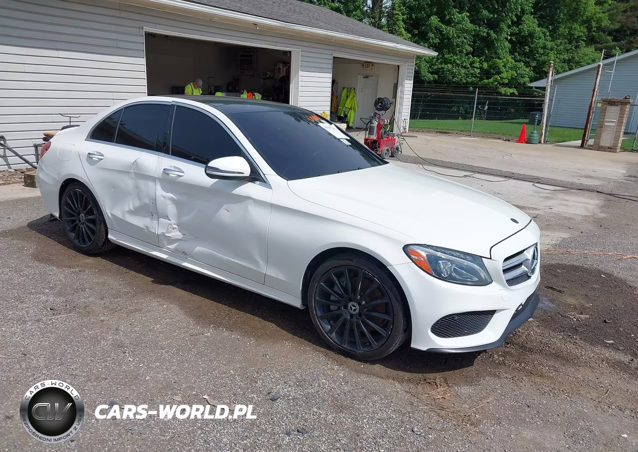 2017 Mercedes-Benz C 300 Sport – zdjęcie 1 z 17