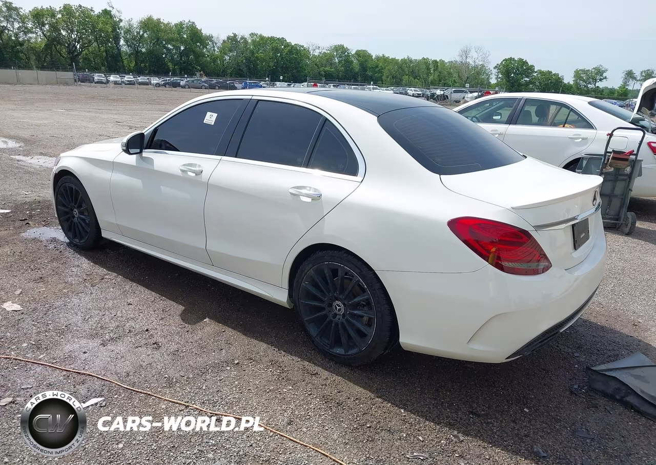 2017 Mercedes-Benz C 300 Sport VIN:55SWF4JBXHU225568 - 3