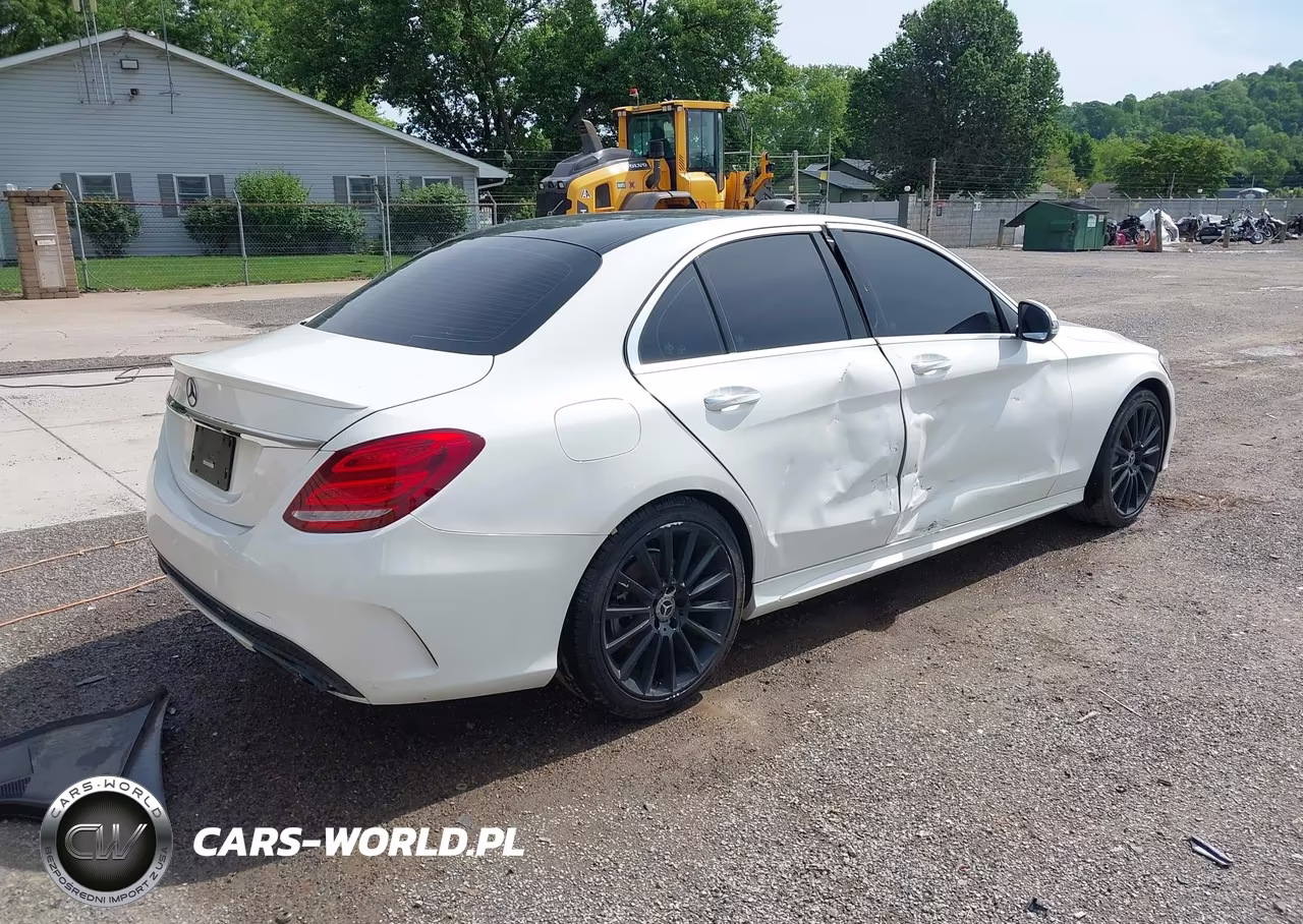2017 Mercedes-Benz C 300 Sport VIN:55SWF4JBXHU225568 - 4
