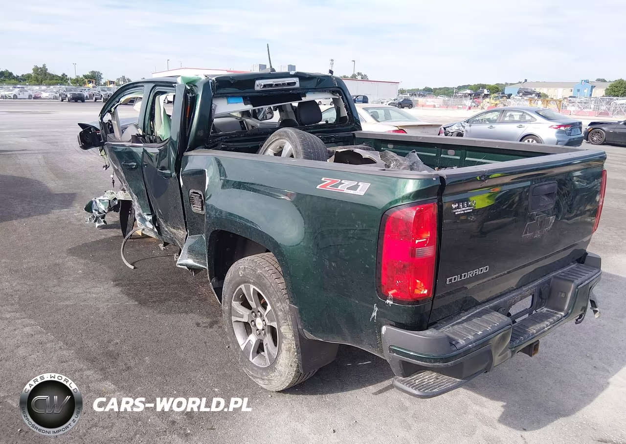 2015 Chevrolet Colorado Z71 VIN:1GCGTCE36F1183126 - 3