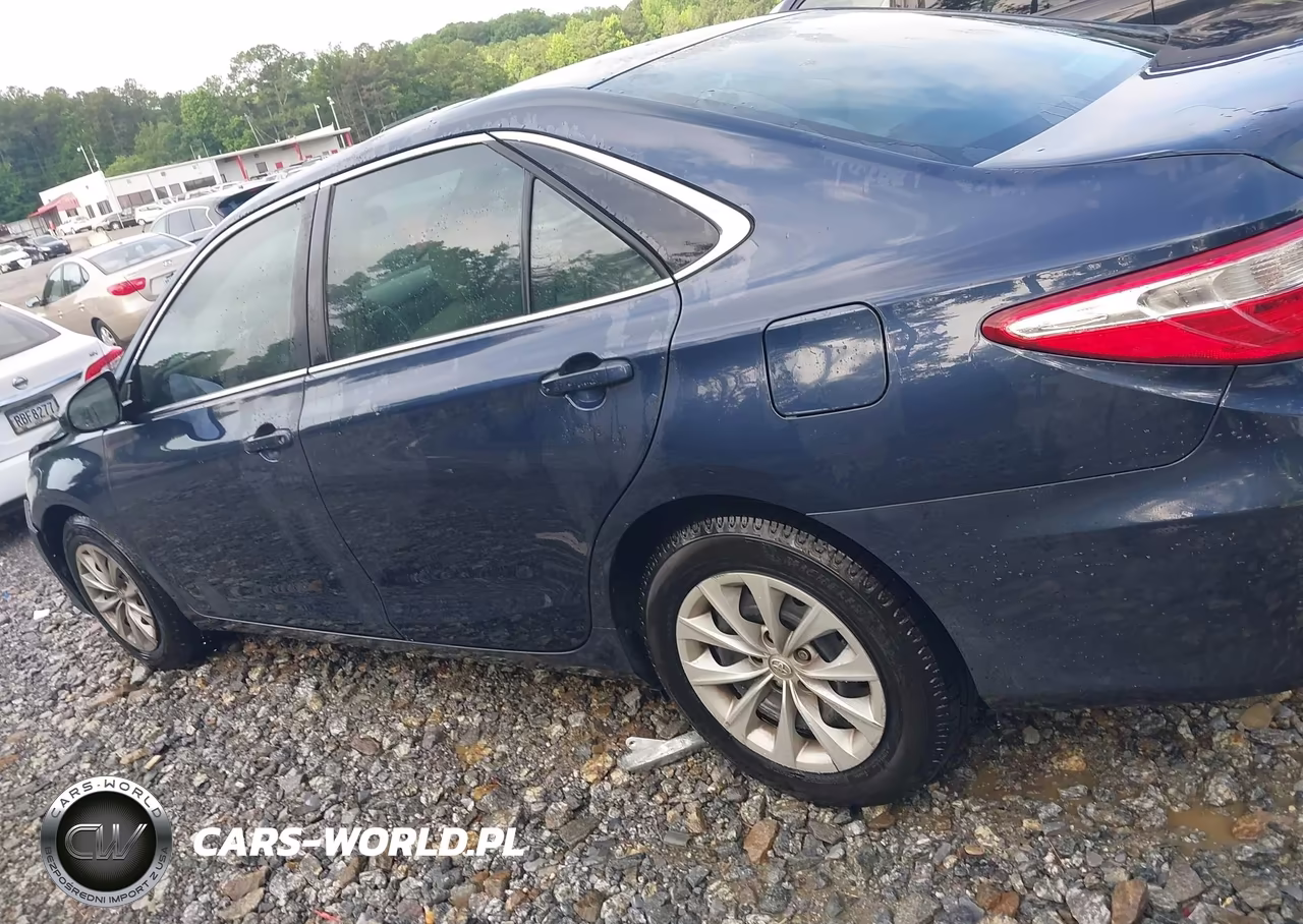 2015 Toyota Camry Le VIN:4T4BF1FK6FR478416 - 14