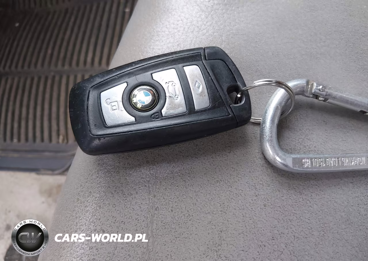 2011 BMW 528I VIN:WBAFR1C55BC737268 - 11