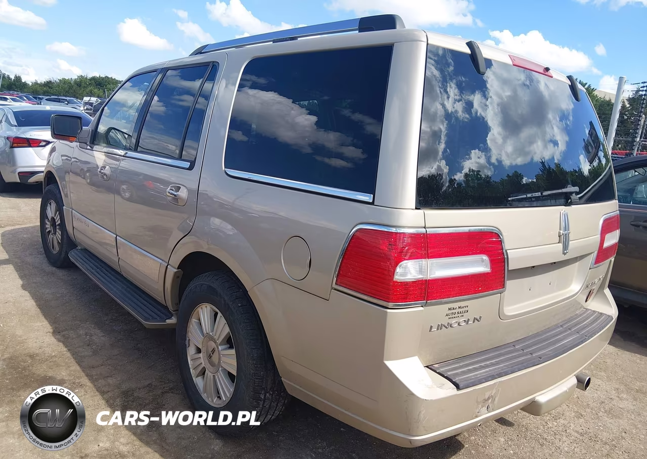 2007 Lincoln Navigator Ultimate VIN:5LMFU28557LJ10215 - 3