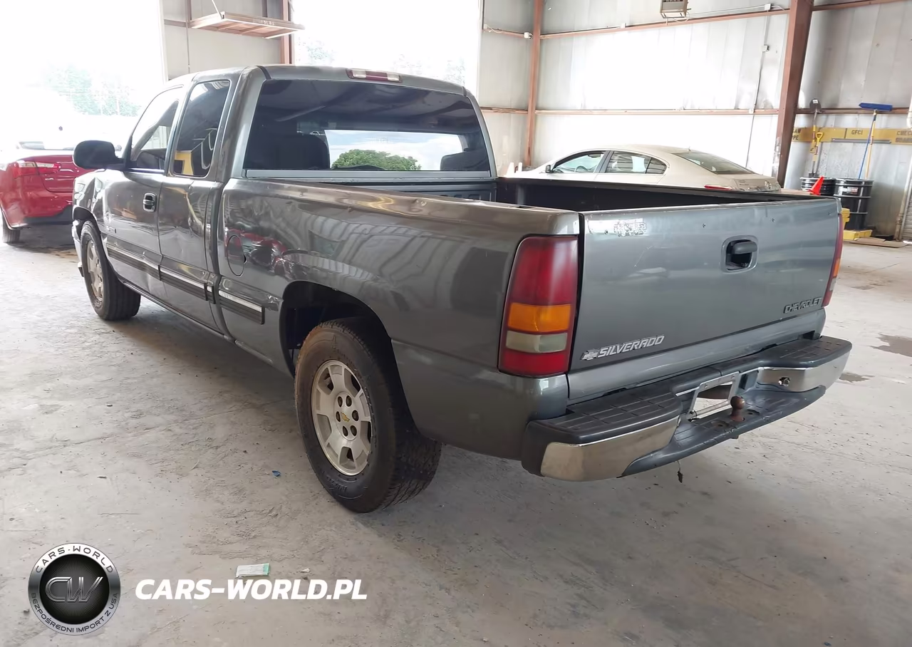 2002 Chevrolet Silverado 1500 Ls VIN:2GCEC19V121285218 - 3