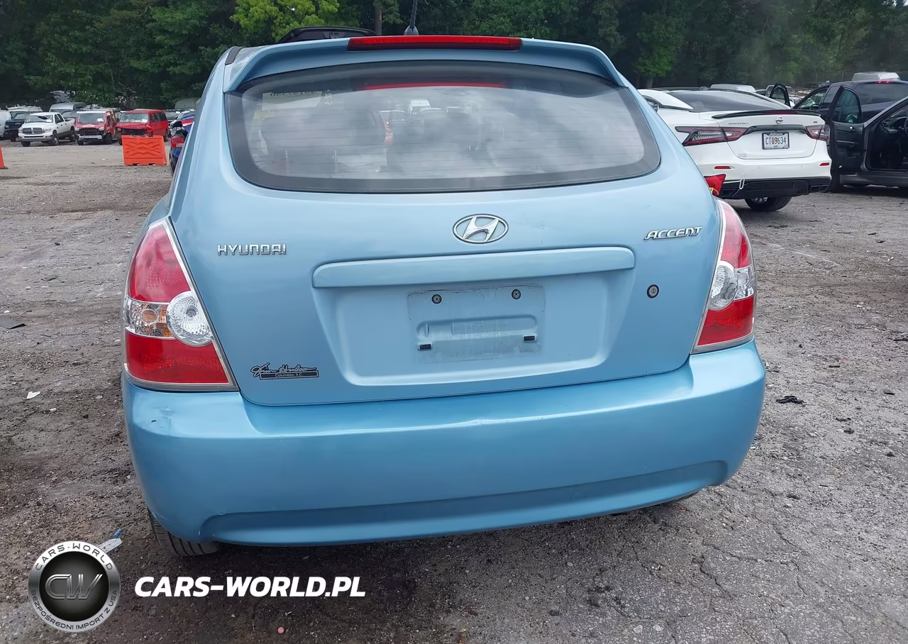 2008 Hyundai Accent Gs VIN:KMHCM36CX8U057343 - 17