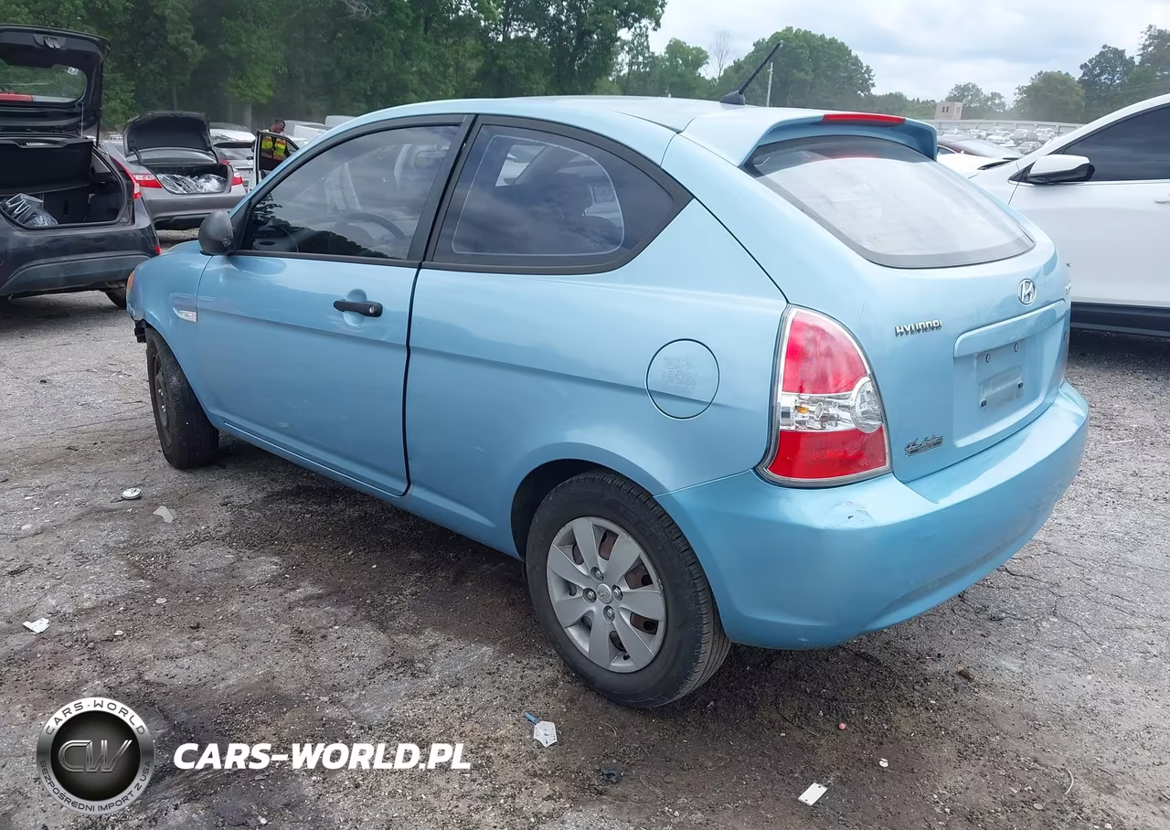 2008 Hyundai Accent Gs VIN:KMHCM36CX8U057343 - 3