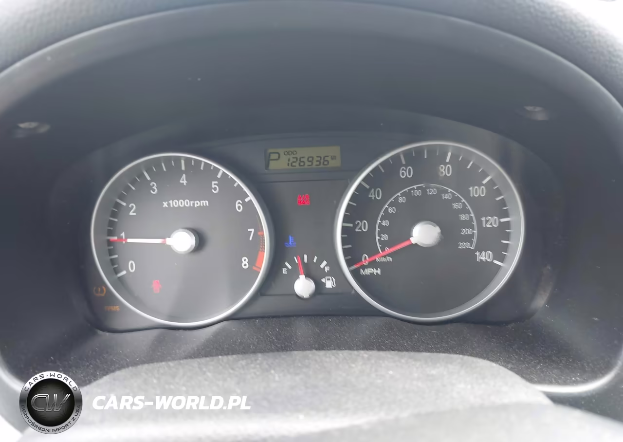 2008 Hyundai Accent Gs VIN:KMHCM36CX8U057343 - 7