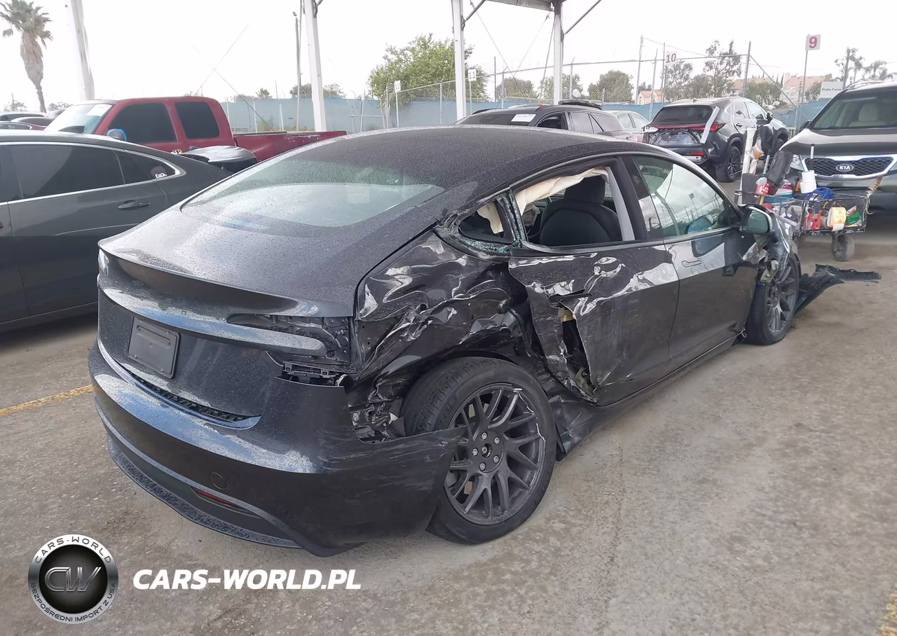 2026 Tesla Model 3 Premium Rear-Wheel Drive-Rear-Wheel Drive VIN:5YJ3E1EA1TF126752 - 4