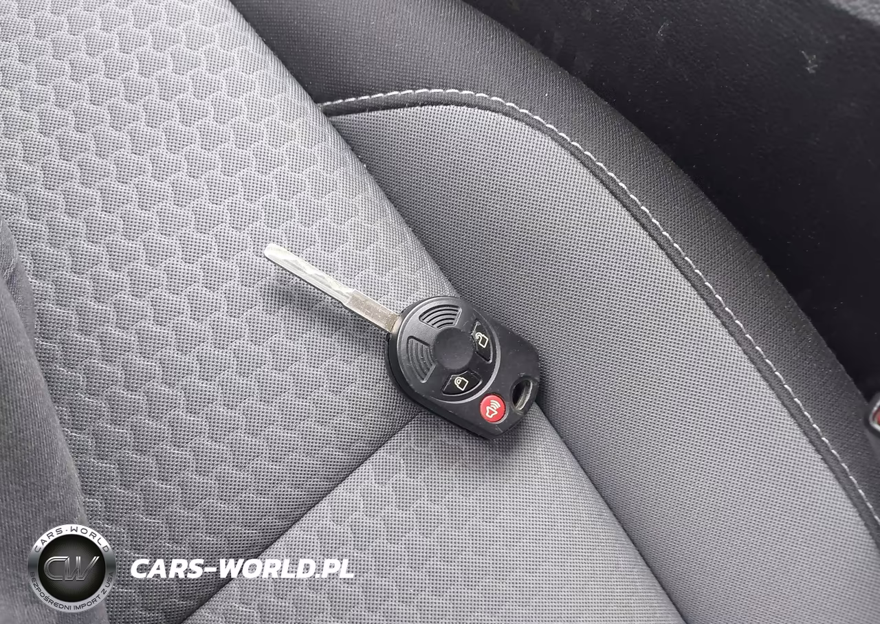 2018 Ford Escape Se VIN:1FMCU9GD4JUD35847 - 11