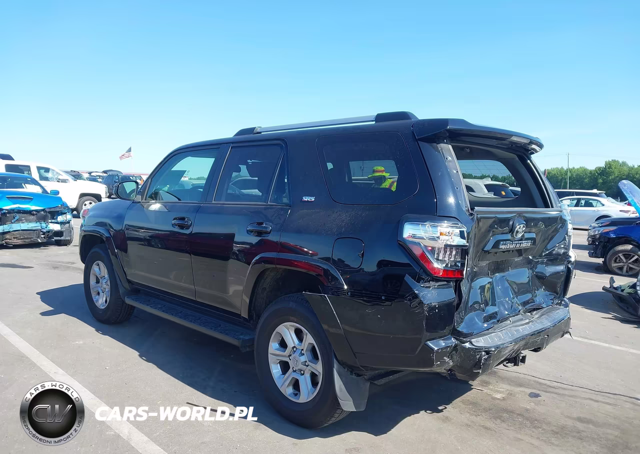 2024 Toyota 4Runner Sr5 VIN:JTEMU5JR2R6251138 - 3