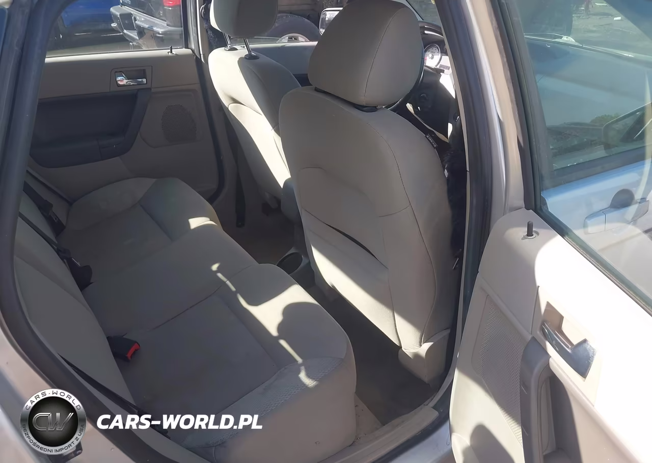 2010 Ford Focus Ses VIN:1FAHP3GNXAW191304 - 8