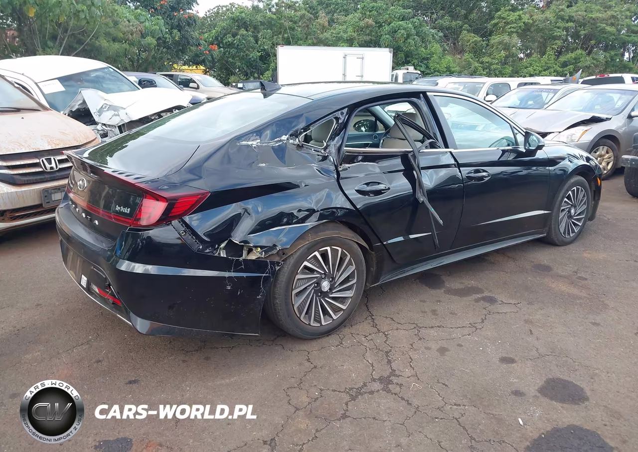 2023 Hyundai Sonata Hybrid Limited VIN:KMHL54JJ4PA054690 - 4