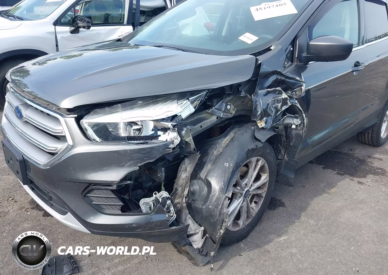 2017 Ford Escape Se VIN:1FMCU0GD9HUE89699 - 6