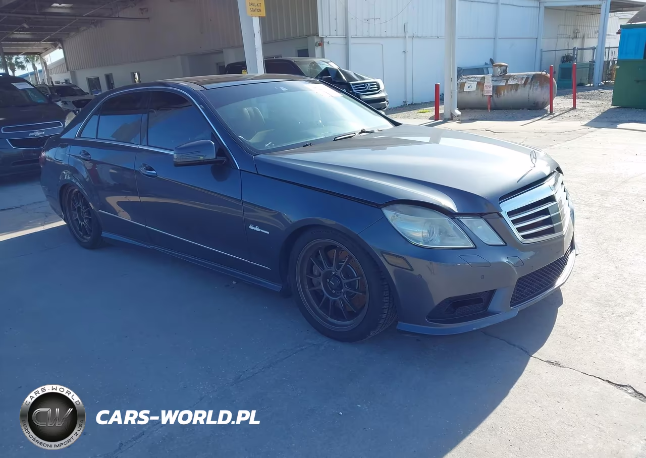 2010 Mercedes-Benz E 550 – zdjęcie 1 z 13