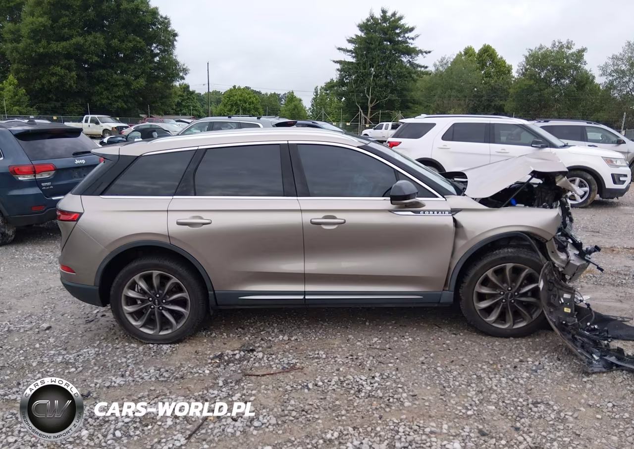 2021 Lincoln Corsair Standard VIN:5LMCJ1C94MUL03638 - 13