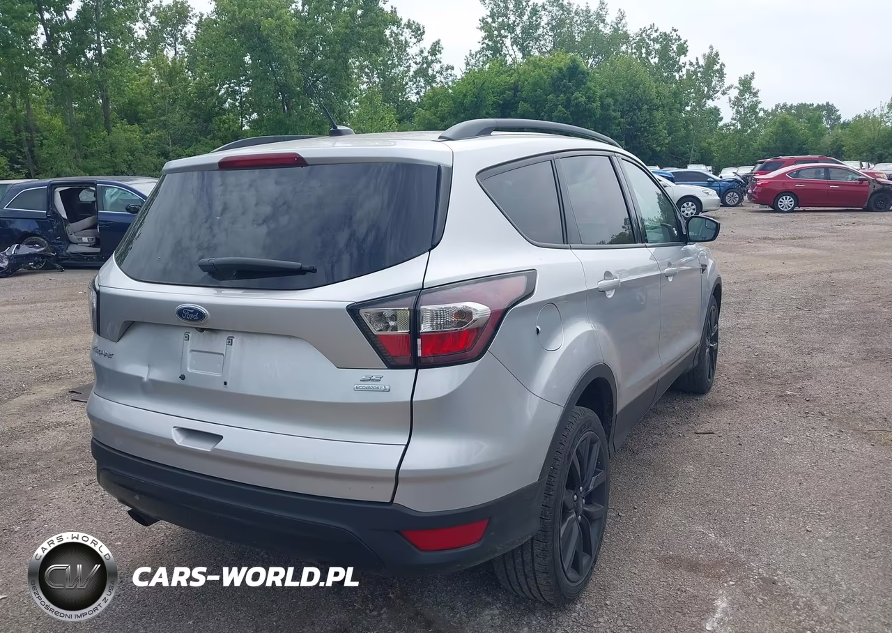 2017 Ford Escape Se VIN:1FMCU0GD4HUE52589 - 4