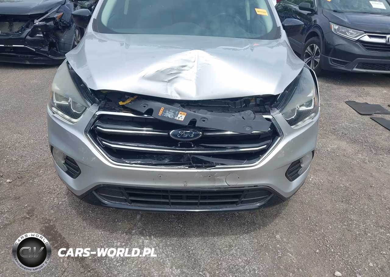 2017 Ford Escape Se VIN:1FMCU0GD4HUE52589 - 6