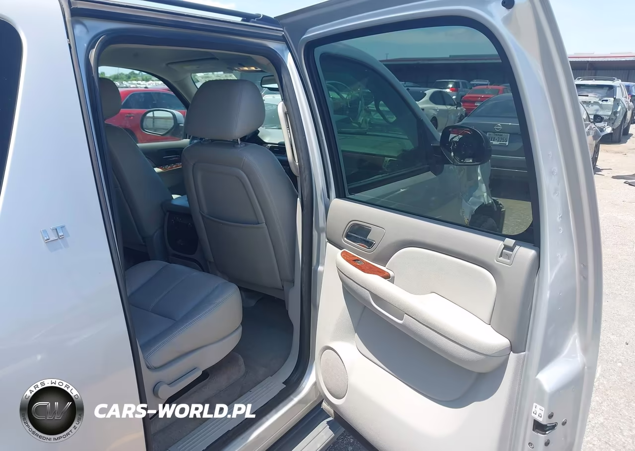 2010 Chevrolet Suburban 1500 Lt1 VIN:1GNUCJE0XAR222895 - 8