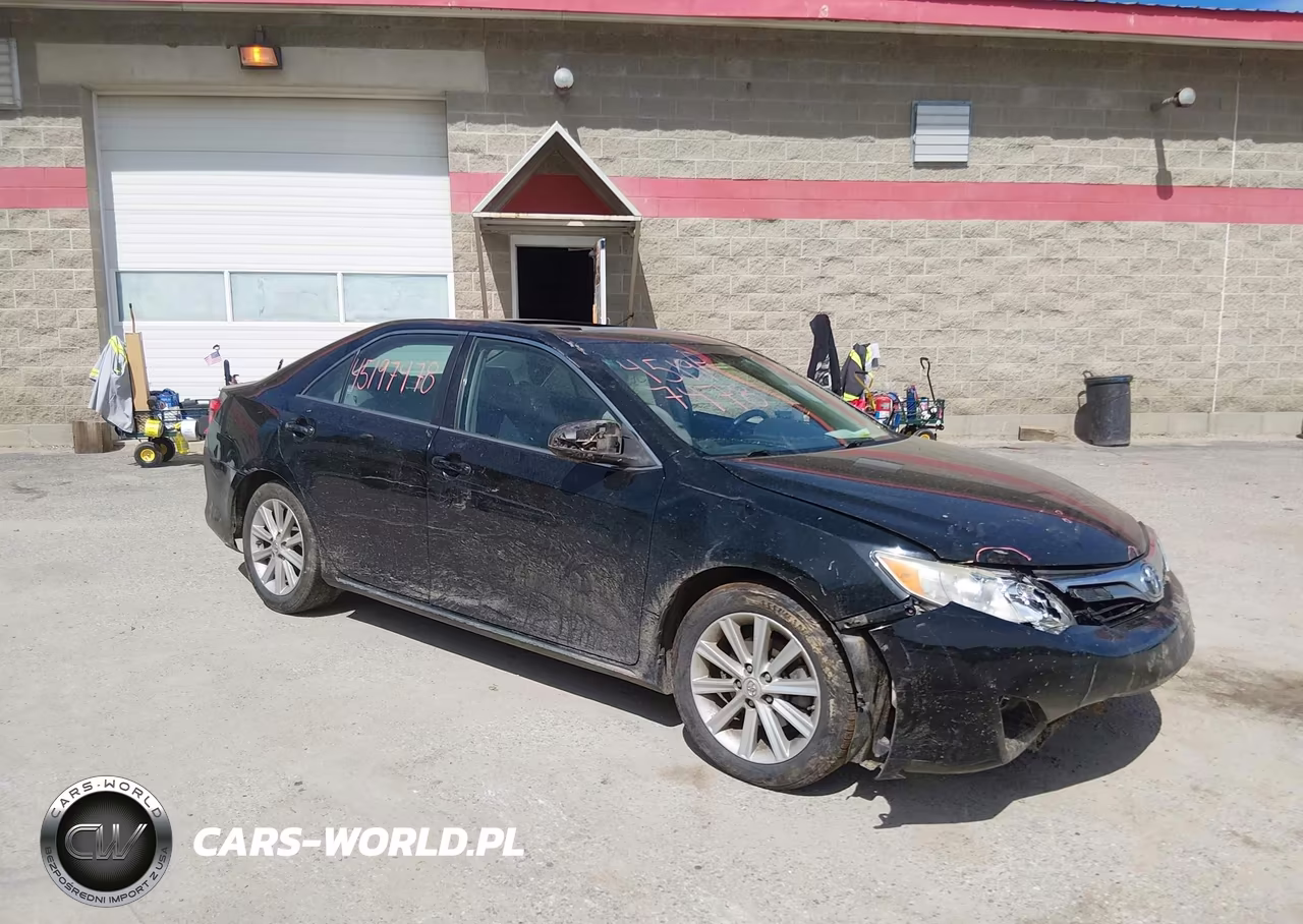 2014 Toyota Camry Xle – zdjęcie 1 z 17